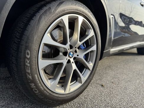 Used 2020 BMW X5 xDrive50i w/ Luxury Seating Package image 2