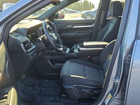 Used 2025 GMC Terrain Elevation image 11