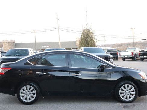 Used 2015 Nissan Sentra S image 6