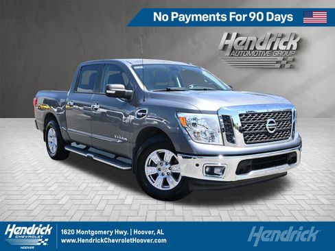 Used 2017 Nissan Titan SV RWD image 1