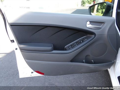Used 2018 Kia Forte LX w/ LX Popular Package FWD image 22