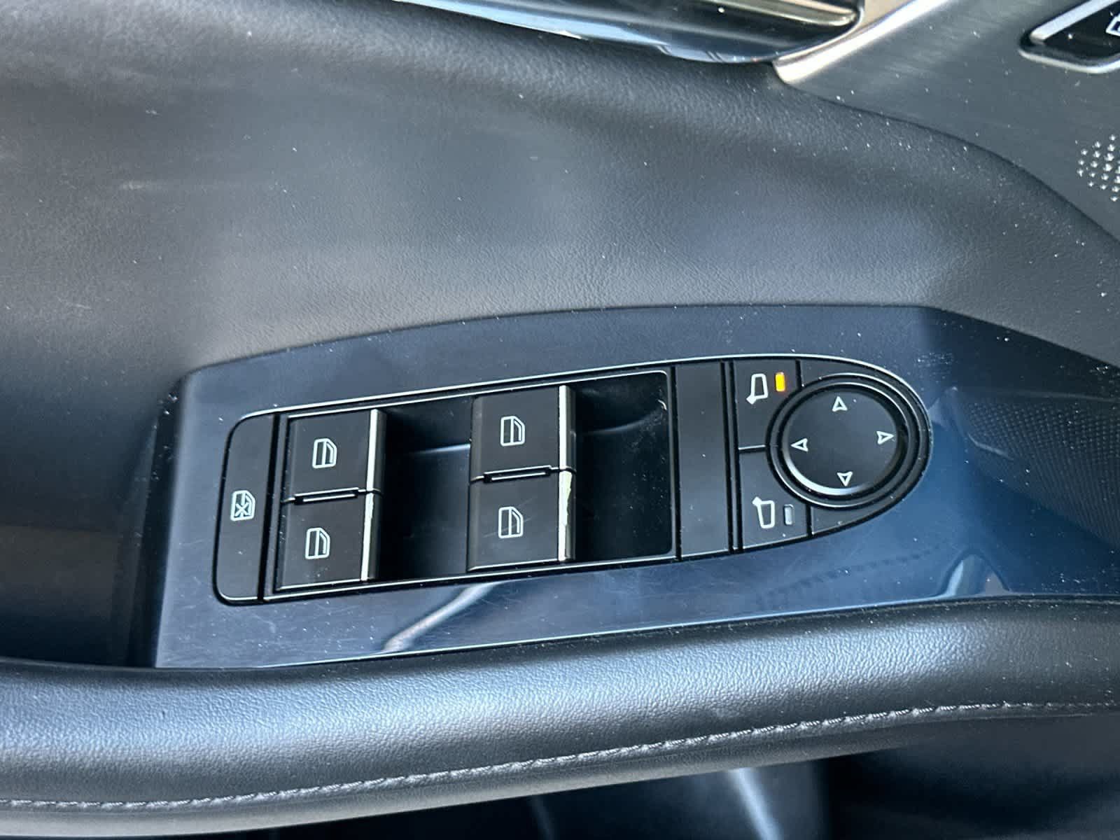 Used 2019 MAZDA MAZDA3 Sedan w/ Preferred Package FWD image 13