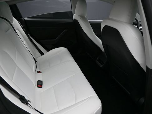 Used 2023 Tesla Model 3 Standard Range RWD image 27