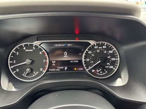 Used 2023 Nissan Rogue SL image 12