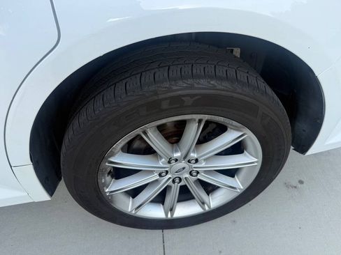 Used 2019 Ford Flex Limited AWD/4WD image 11