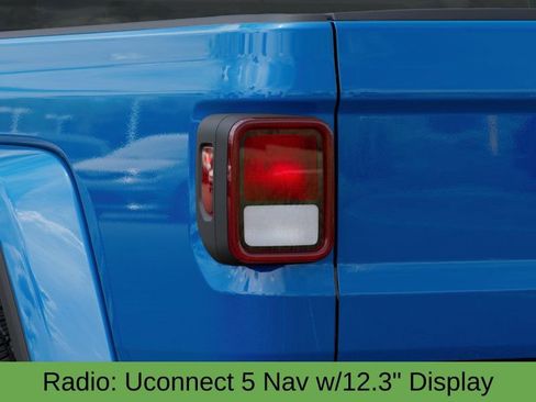 New 2025 Jeep Gladiator Sport image 11