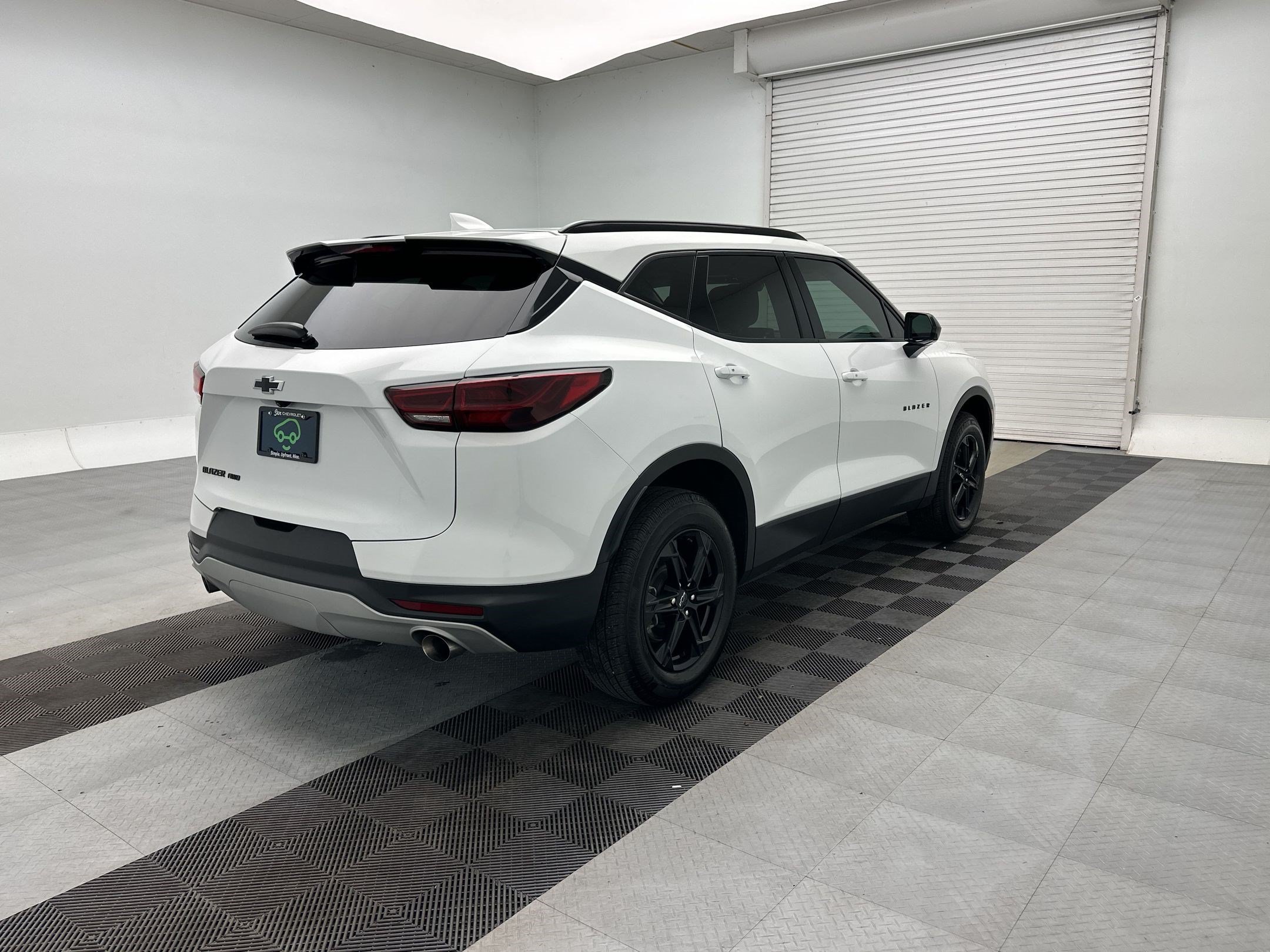 Certified 2023 Chevrolet Blazer LT w/ Convenience Package AWD/4WD image 9