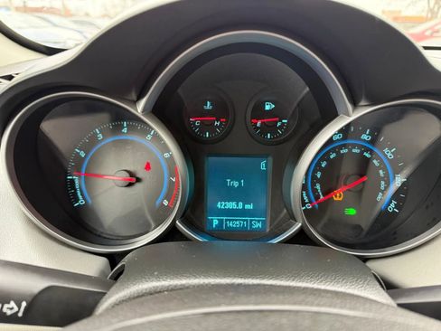 Used 2011 Chevrolet Cruze LS w/ Connectivity Package image 13