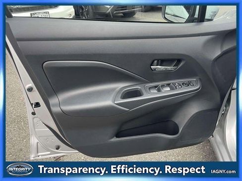 Certified 2025 Nissan Versa SV w/ Trunk Package image 16