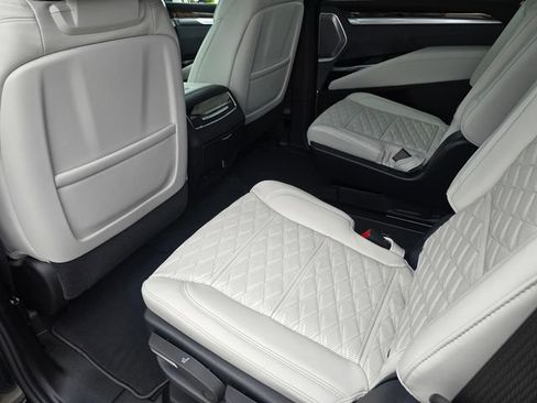 New 2026 Cadillac Escalade Platinum Sport AWD/4WD image 14