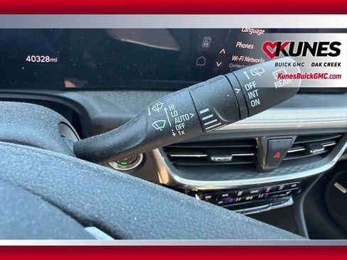 Used 2024 Buick Encore GX Avenir w/ Avenir Technology Package image 17