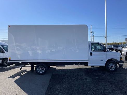 New 2025 GMC Savana 3500 Extended w/ Power Convenience Package RWD image 2