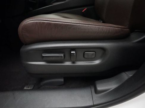 Used 2025 Honda Passport EX-L image 29