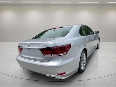 Used 2015 Lexus LS 460 w/ Comfort Package RWD image 5