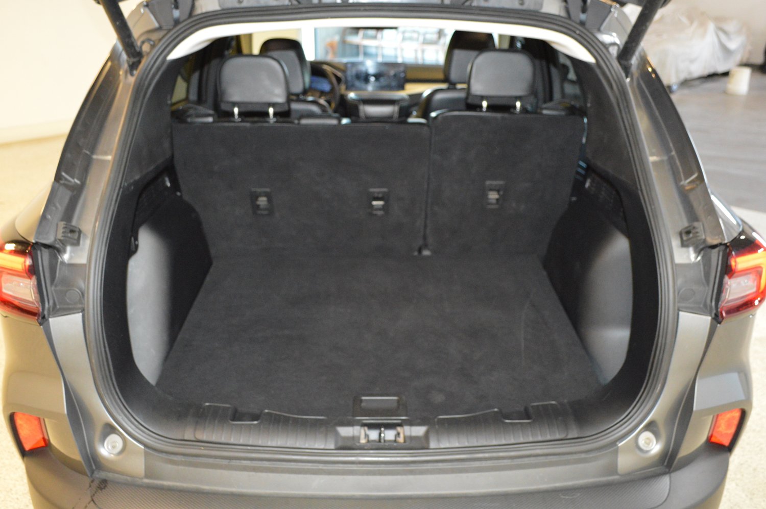 Used 2024 Ford Escape Platinum AWD/4WD image 13