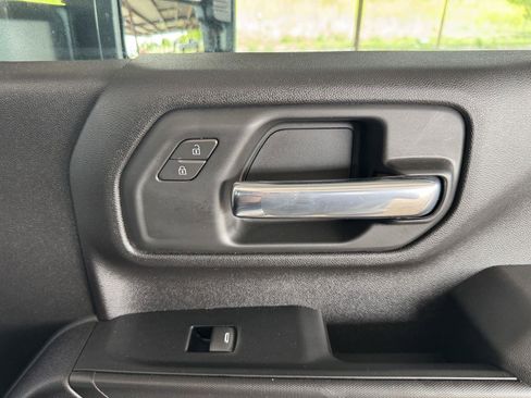 Used 2025 Chevrolet Silverado 2500 Custom w/ Custom Convenience Package image 35