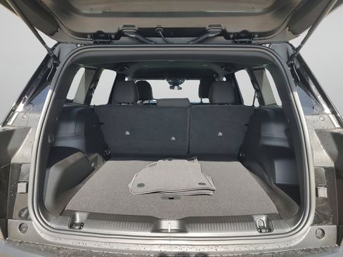 New 2026 Jeep Cherokee Laredo image 32