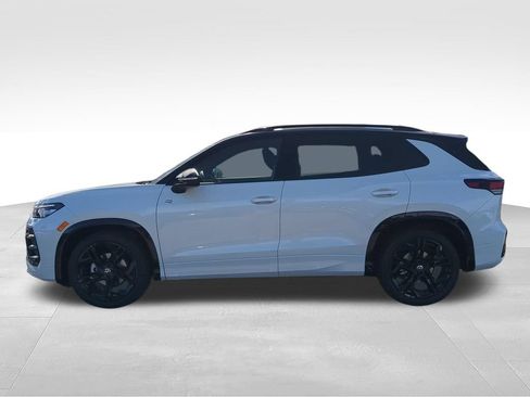 New 2026 Volkswagen Tiguan SE R-Line FWD image 6