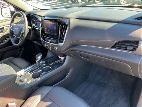 Used 2023 Chevrolet Traverse LT w/ LPO, Floor Liner Package image 22