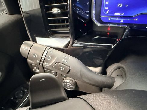 Used 2023 Chevrolet Silverado 1500 LTZ AWD/4WD image 47