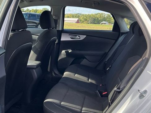 Used 2022 Kia Forte LXS image 19