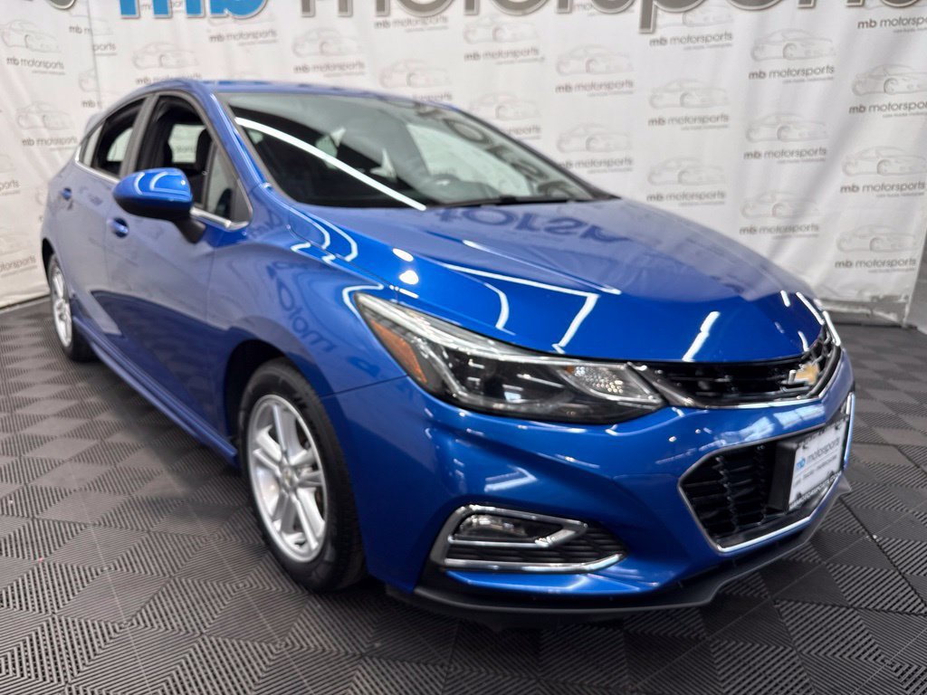 Used 2017 Chevrolet Cruze LT FWD image 11