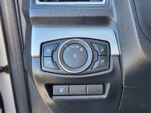 Used 2017 Ford Explorer XLT w/ Equipment Group 202A image 22