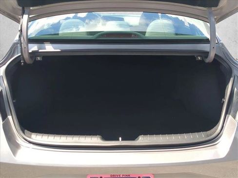 Used 2023 Hyundai Elantra SEL w/ Convenience Package FWD image 6