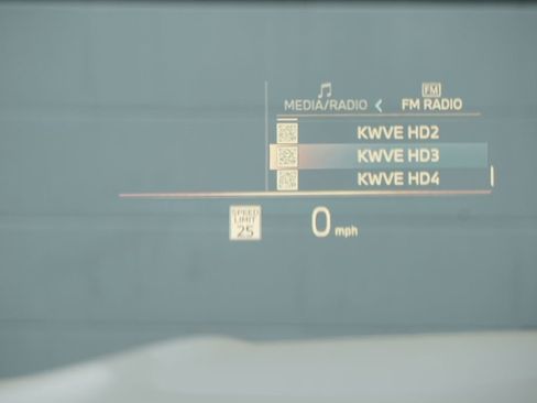 New 2026 BMW 330i Sedan w/ Premium Package image 8