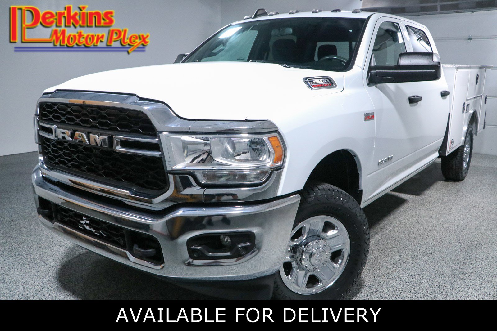 Used 2022 RAM 2500 Tradesman AWD/4WD image 1
