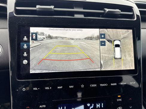 Used 2022 Hyundai Tucson Limited image 16