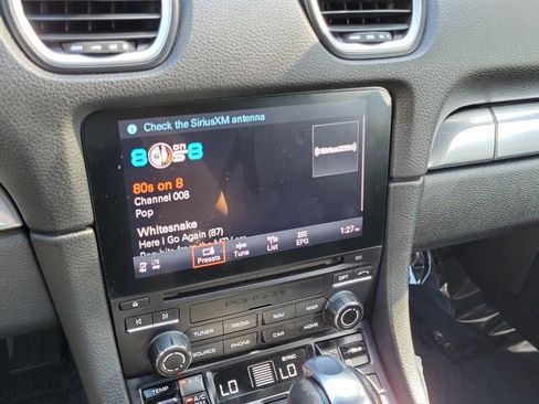 Used 2021 Porsche 718 Boxster image 17