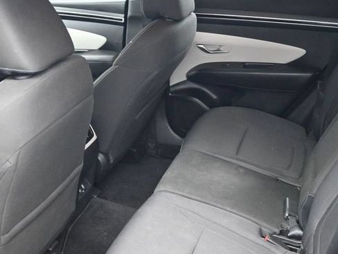 Used 2022 Hyundai Tucson SEL FWD image 17