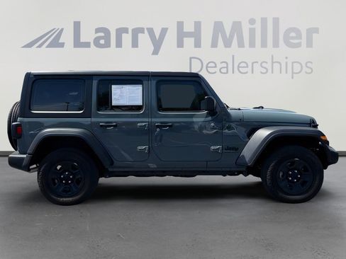 Used 2024 Jeep Wrangler Unlimited Sport AWD/4WD image 6