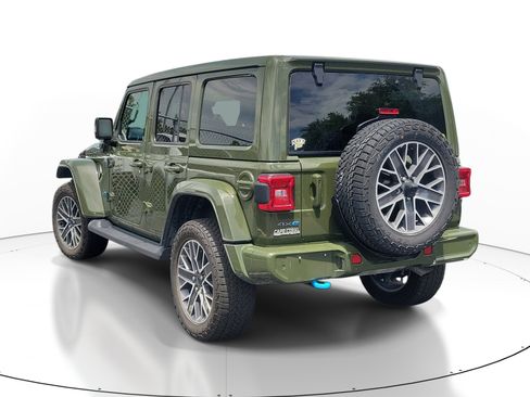 Used 2024 Jeep Wrangler High Altitude AWD/4WD image 6