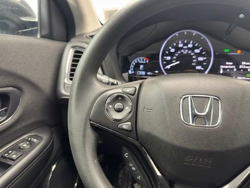 Used 2022 Honda HR-V EX image 17