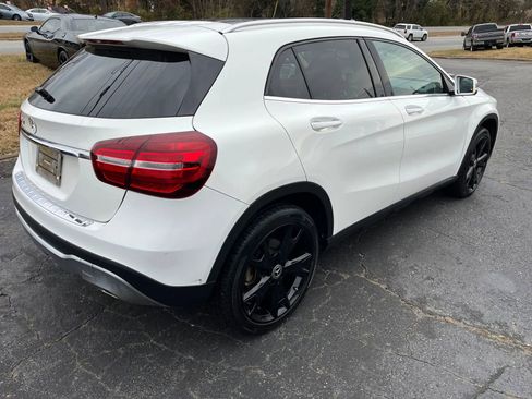 Used 2018 Mercedes-Benz GLA 250 GLA 250 Sport Utility 4D image 7