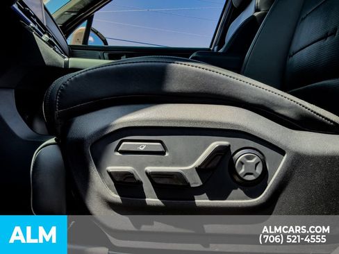 Used 2024 Hyundai Santa Fe Calligraphy AWD/4WD image 17