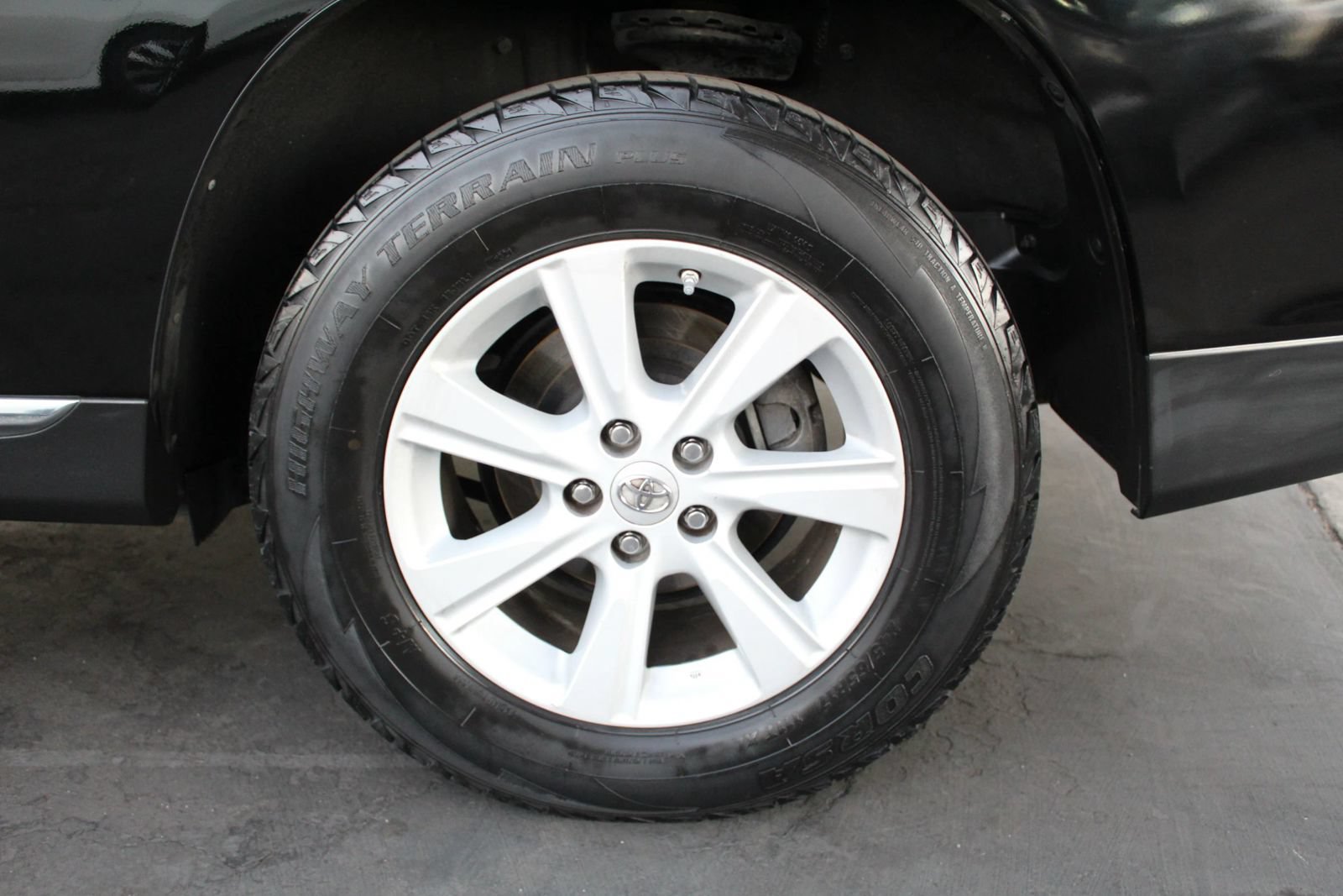 Used 2013 Toyota Highlander SE FWD image 43
