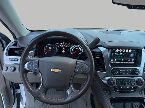 Used 2020 Chevrolet Suburban Premier w/ 6.2L Performance Package image 14