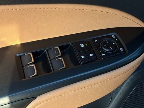 Used 2024 Lexus NX 350 AWD image 13