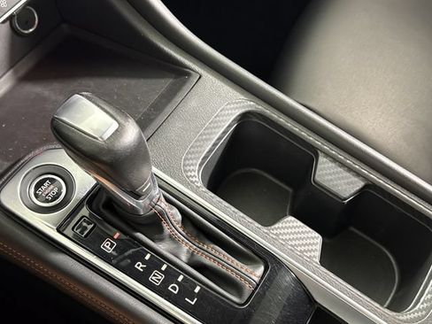 Used 2022 Nissan Sentra SR w/ SR Premium Package FWD image 39