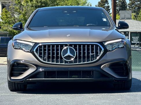 Used 2025 Mercedes-Benz E 53 AMG e 4MATIC Sedan image 5