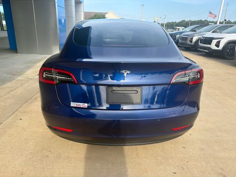 Used 2022 Tesla Model 3 RWD image 4