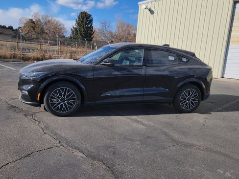 New 2025 Ford Mustang Mach-E Premium AWD/4WD image 4