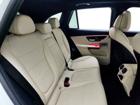 Certified 2023 Mercedes-Benz GLC 300 4MATIC image 27