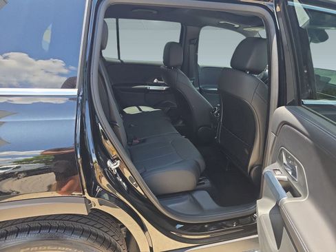 New 2025 Mercedes-Benz GLB 250 image 21