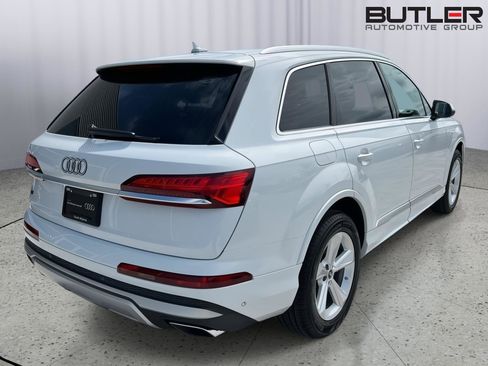 Certified 2025 Audi Q7 3.0T Premium w/ Convenience Package image 5