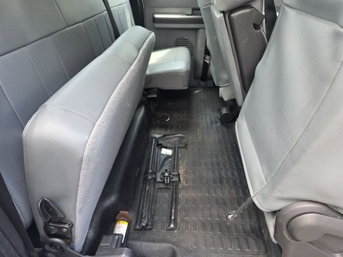 Used 2015 Ford F250 XL RWD image 32