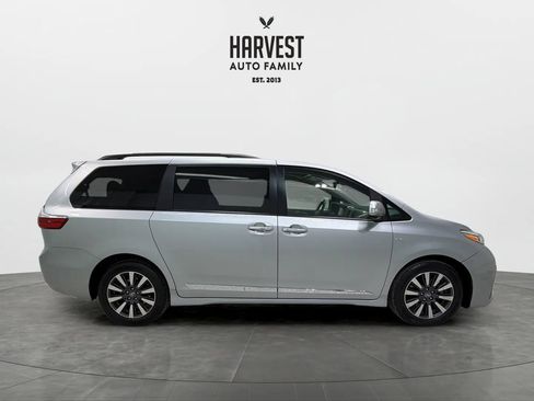 Used 2019 Toyota Sienna Limited Premium AWD/4WD image 8